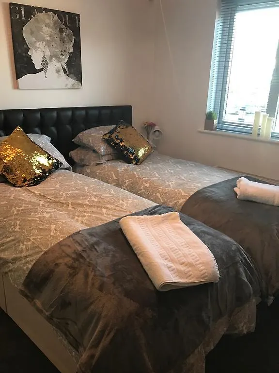 Cardiff Central Apartment