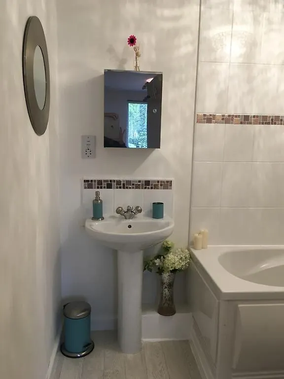 Cardiff Central Apartment
